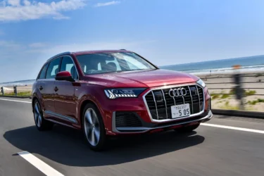 アウディ Q7 2024年10月発売モデル：進化したプレミアムSUV